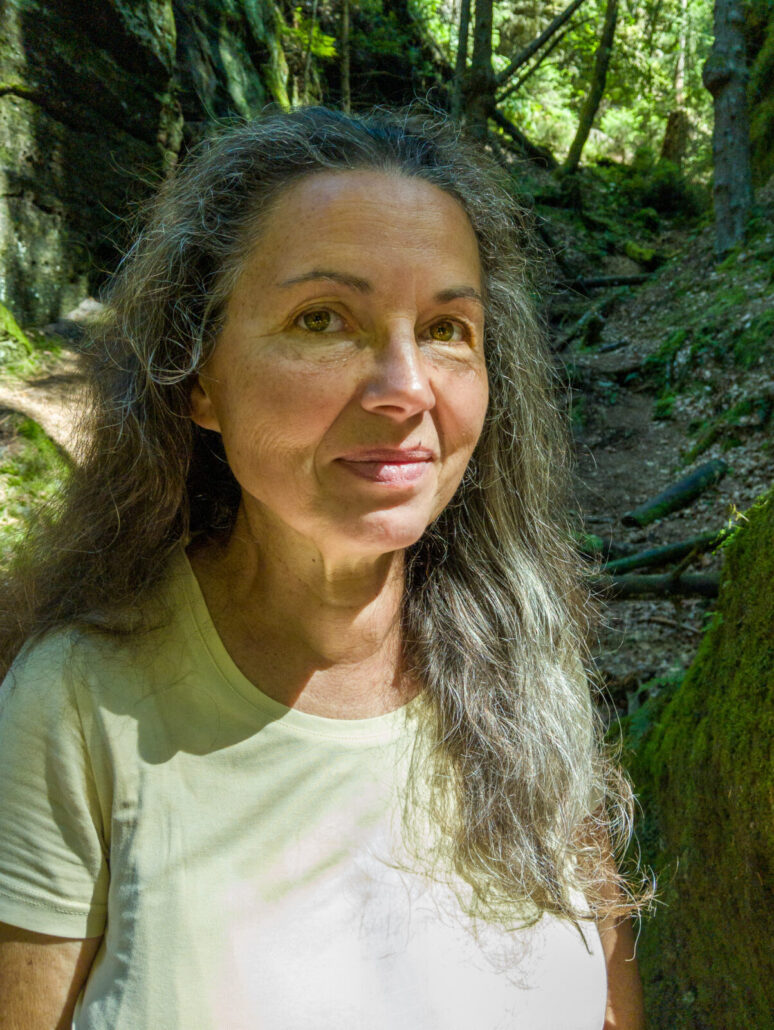 Kerstin Franke FAMILIENSTELLEN – HARMONIESTEINE – HEILKRÄUTER – GARTENGESTALTUNG